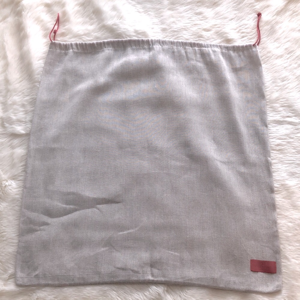 VALENTINO GARAVANI dust bag.